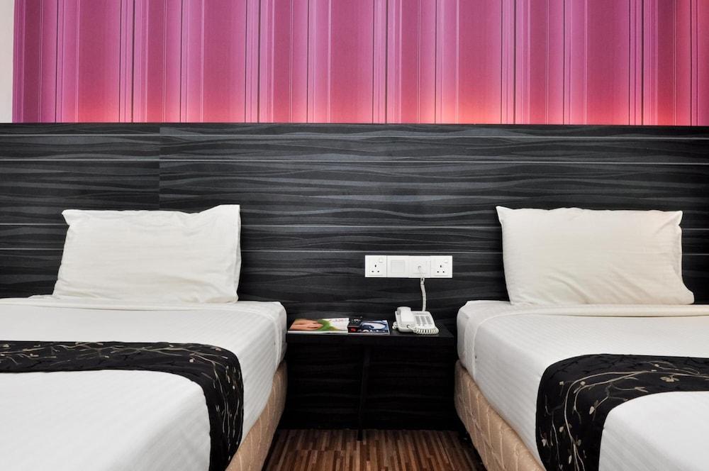 Signature Hotel Kuantan Ngoại thất bức ảnh