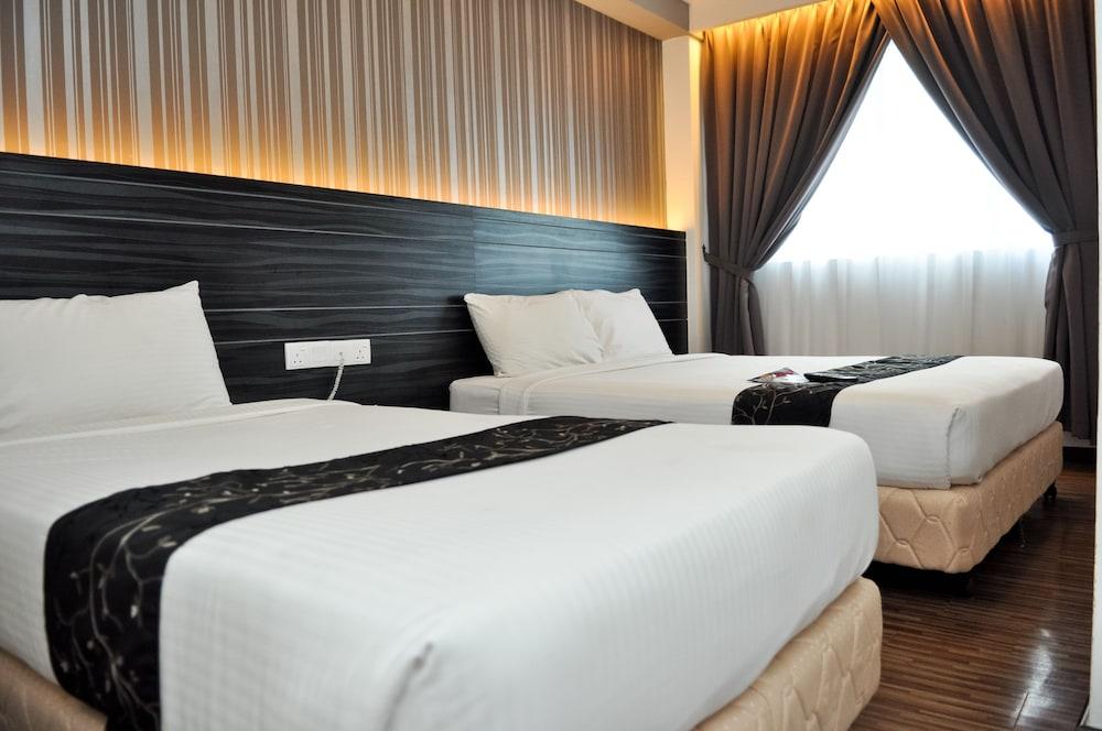 Signature Hotel Kuantan Ngoại thất bức ảnh