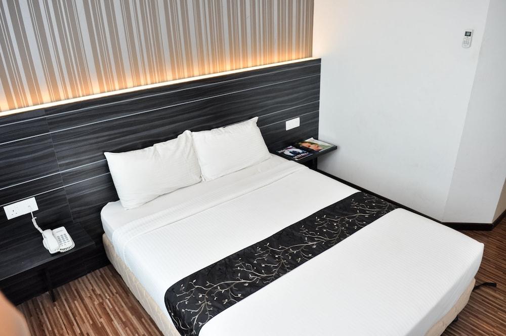 Signature Hotel Kuantan Ngoại thất bức ảnh