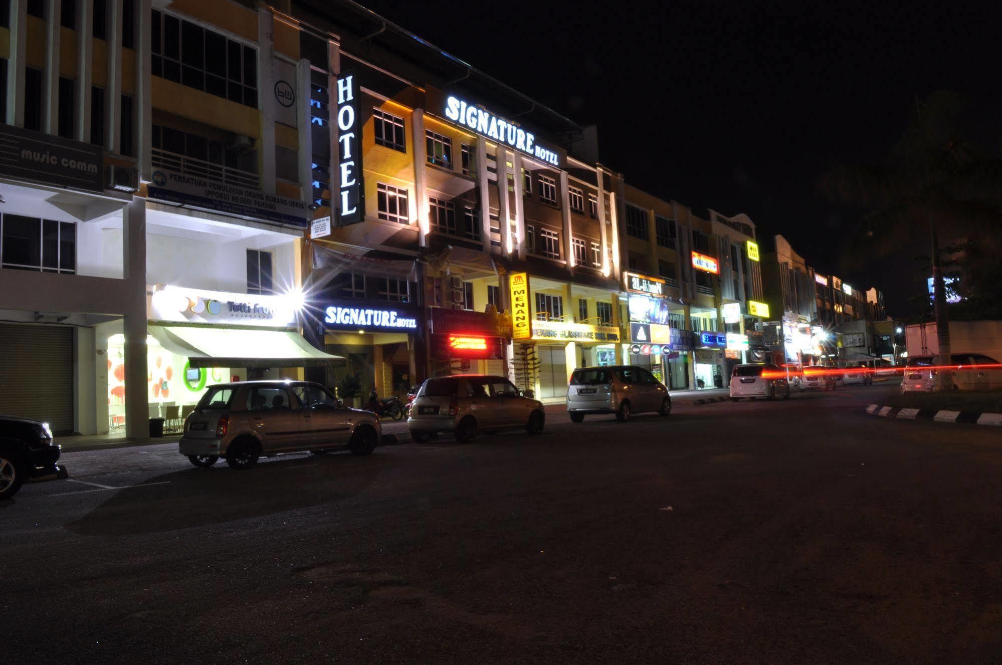 Signature Hotel Kuantan Ngoại thất bức ảnh